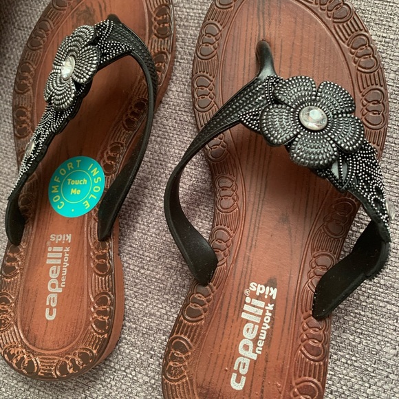 Capelli Sandals for toddlers size 12-13 NWOT - Picture 4 of 6
